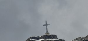 Crucea Caraiman. pozata din Busteni