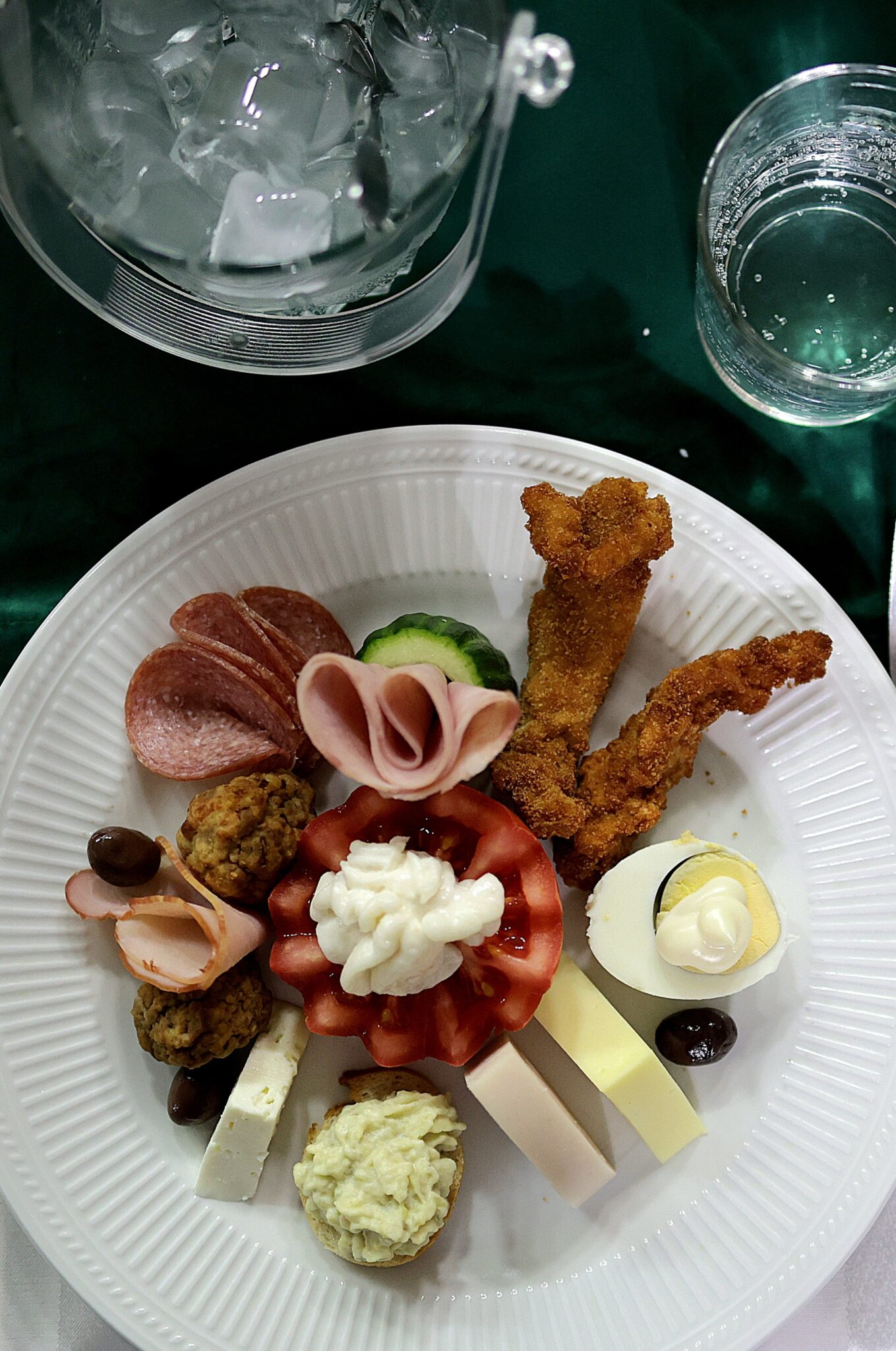mancare, aperitiv