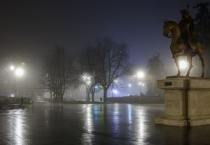 lumini si ceata