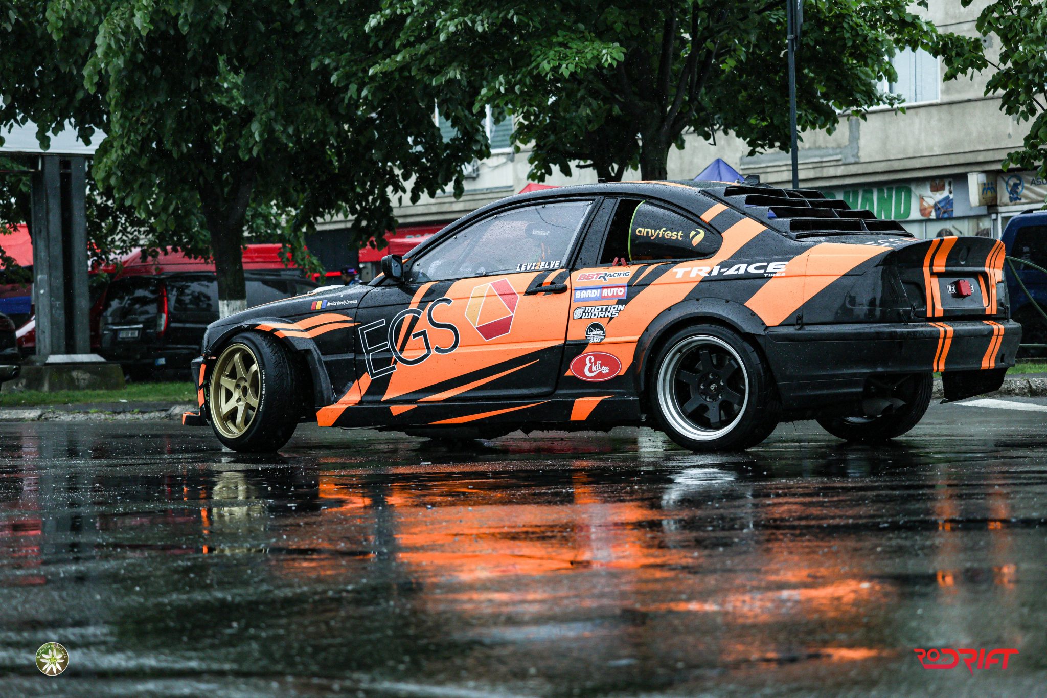 race cars